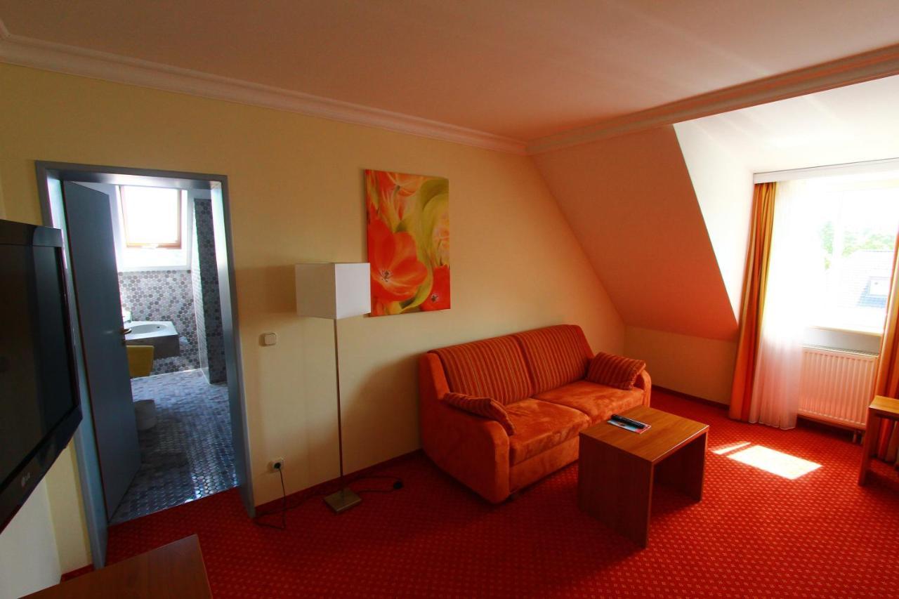 Abasto Hotel Eichenau Luaran gambar